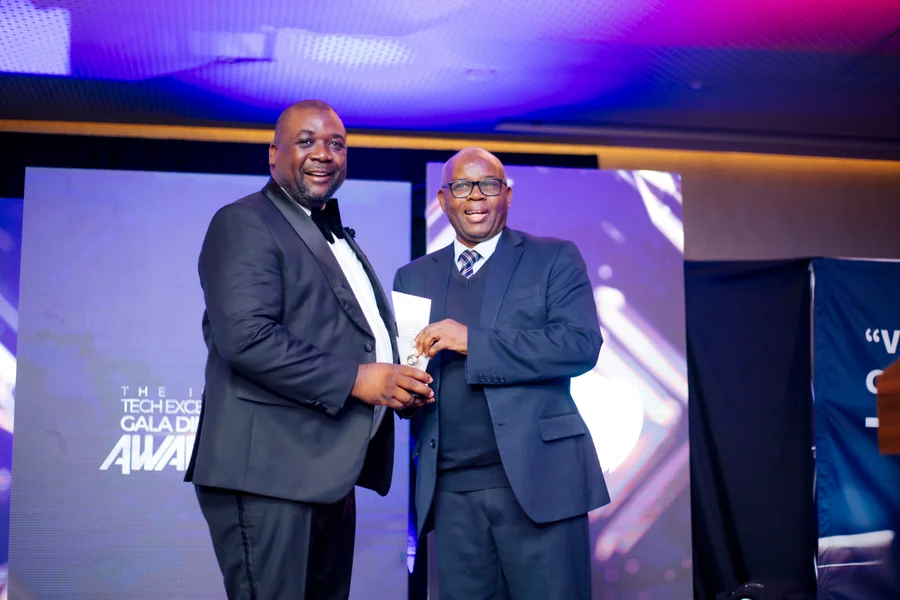 An award presentation at the 2025 ICTAZ Gala.